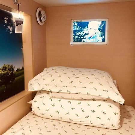 The Olive Tree Capsule Hostel Shenzhen Dış mekan fotoğraf