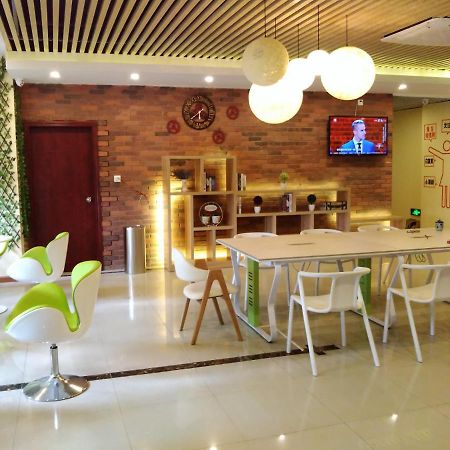 The Olive Tree Capsule Hostel Shenzhen Dış mekan fotoğraf